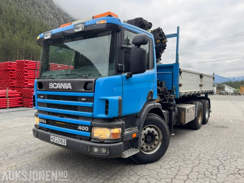 1997 Scania P124 400 kranbil med 3-veis tipp og klype - Camión grúa: foto 2 1997 Scania P124 400 kranbil med 3-veis tipp og klype - Camión grúa: foto 2