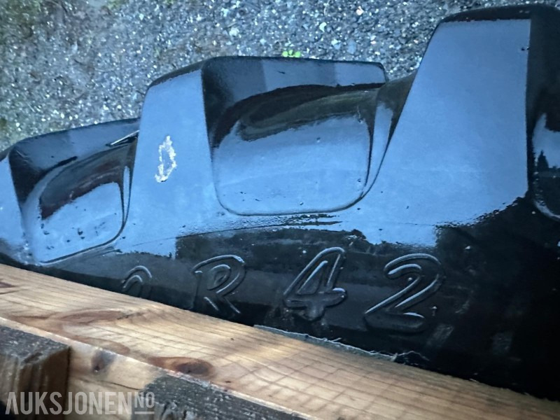 2 stk 270/95 R42 + 2 stk 8.3 R32 hjul - Tractor: foto 4 2 stk 270/95 R42 + 2 stk 8.3 R32 hjul - Tractor: foto 4