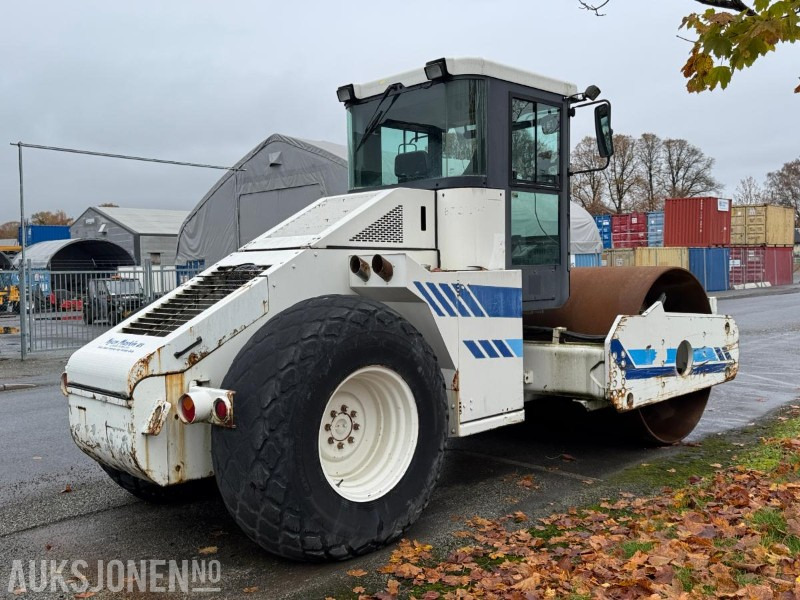 2001 AMMANN AC110-2T Vals / 2465 timer - Rodillo: foto 5 2001 AMMANN AC110-2T Vals / 2465 timer - Rodillo: foto 5