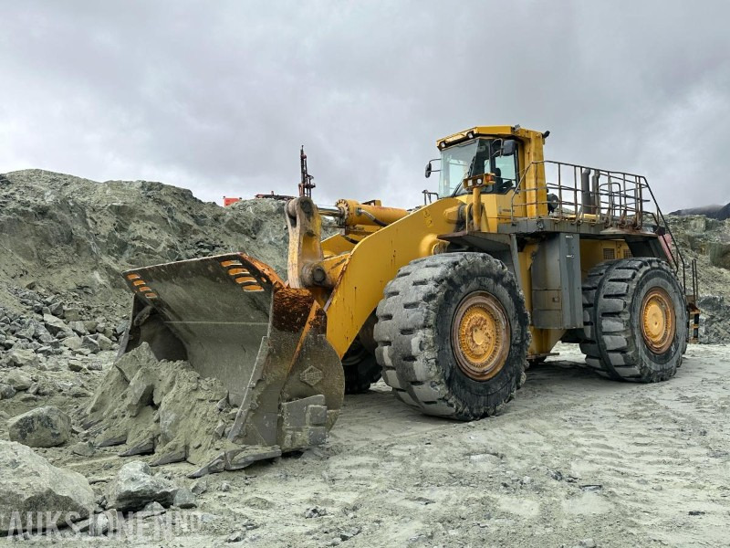 2003 Komatsu WA800-3 Hjullaster med 11 m3 skuffe - Spakstyring- Sertifisert til mai 2026 - Cargadora de ruedas: foto 1 2003 Komatsu WA800-3 Hjullaster med 11 m3 skuffe - Spakstyring- Sertifisert til mai 2026 - Cargadora de ruedas: foto 1