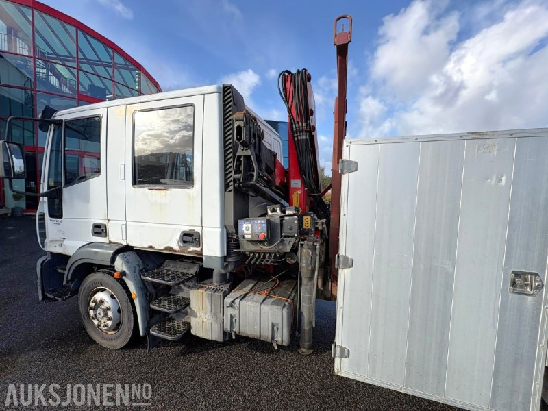 2004 Iveco 120E24 EUROCARGO kranbil - registrert for 5 sitteplasser - Camión grúa: foto 5 2004 Iveco 120E24 EUROCARGO kranbil - registrert for 5 sitteplasser - Camión grúa: foto 5