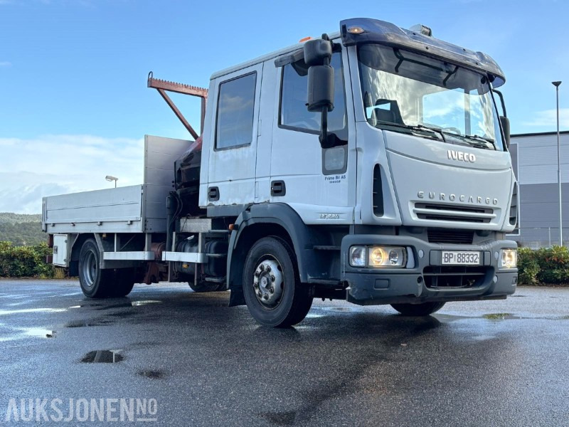 2004 Iveco 120E24 EUROCARGO kranbil - registrert for 5 sitteplasser - Camión grúa: foto 2 2004 Iveco 120E24 EUROCARGO kranbil - registrert for 5 sitteplasser - Camión grúa: foto 2