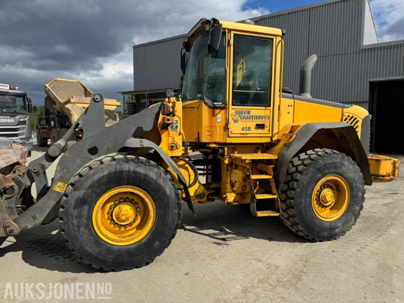 2006 Volvo L70E med skuffe - Cargadora de ruedas: foto 2 2006 Volvo L70E med skuffe - Cargadora de ruedas: foto 2