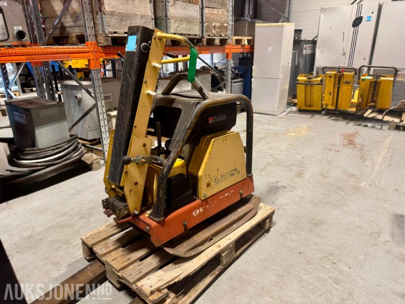 2007 Dynapac LG500 Vibroplate - Equipo de construcción: foto 1 2007 Dynapac LG500 Vibroplate - Equipo de construcción: foto 1