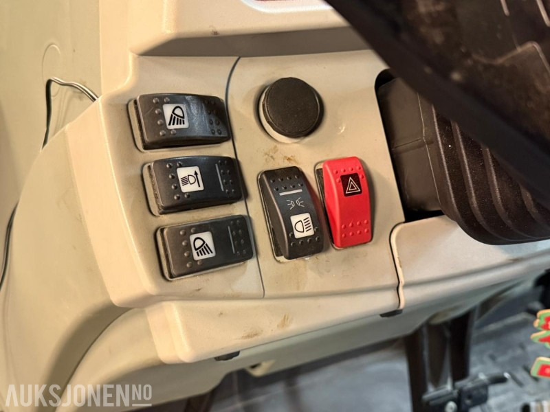 Tractor 2007 Massey Ferguson  4WD 5455 Traktor - Skuff - Frontlaster - 4325T: foto 21