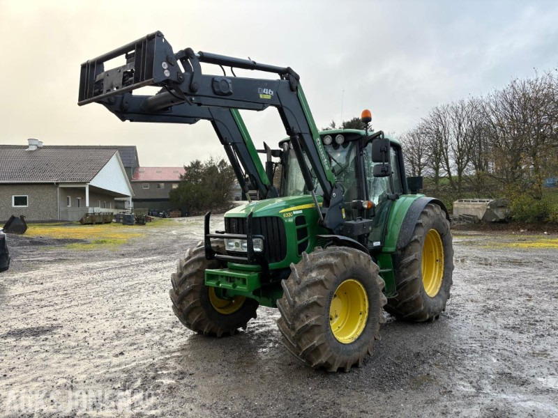2008 John Deere 6330 Premium 40 km - Tractor: foto 1 2008 John Deere 6330 Premium 40 km - Tractor: foto 1
