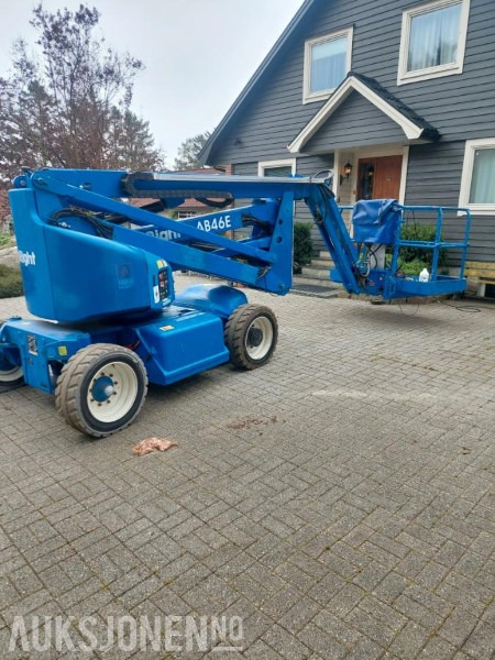 2008 UpRight AB46E bomlift med knekkarm - Arbeidshøyde 16,1 m. - Vekt: 6 700 kg - Timer: 217! - Plataforma elevadora: foto 1 2008 UpRight AB46E bomlift med knekkarm - Arbeidshøyde 16,1 m. - Vekt: 6 700 kg - Timer: 217! - Plataforma elevadora: foto 1