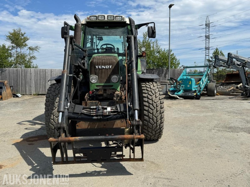 2010 Fendt 412 Vario traktor m/Trima frontlaster –9793 t – V-plog + ekstra hjulsett inkl. - Tractor: foto 3 2010 Fendt 412 Vario traktor m/Trima frontlaster –9793 t – V-plog + ekstra hjulsett inkl. - Tractor: foto 3