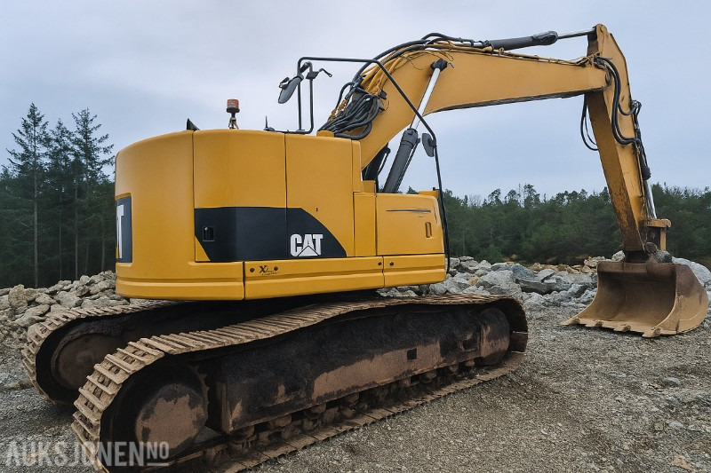 2011 Cat 328D - Sentralsmøring-Nylig sertifisert- gravemaskin - Excavadora: foto 3 2011 Cat 328D - Sentralsmøring-Nylig sertifisert- gravemaskin - Excavadora: foto 3