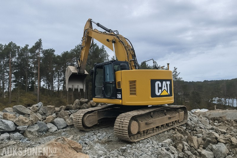2011 Cat 328D - Sentralsmøring-Nylig sertifisert- gravemaskin - Excavadora: foto 1 2011 Cat 328D - Sentralsmøring-Nylig sertifisert- gravemaskin - Excavadora: foto 1