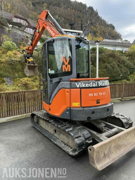 2011 HITACHI 52U. 3700T. ENGCON TILTROTATOR. S40. SERVICE 3600T - Excavadora: foto 4 2011 HITACHI 52U. 3700T. ENGCON TILTROTATOR. S40. SERVICE 3600T - Excavadora: foto 4