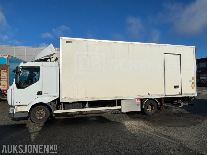 2012 Renault Skapbil 220 DXi Midlum - Camión caja cerrada: foto 2 2012 Renault Skapbil 220 DXi Midlum - Camión caja cerrada: foto 2