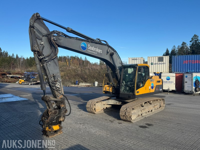2012 Volvo EC220DL Beltegraver - Gravemaskin - Encon Tiltrotator - Pusseskuffe - Excavadora: foto 2 2012 Volvo EC220DL Beltegraver - Gravemaskin - Encon Tiltrotator - Pusseskuffe - Excavadora: foto 2