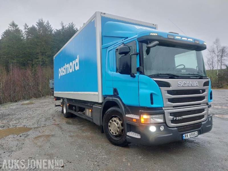 2013 Scania P-serie p280 lav km sideåpning på skap EURO 5 eu ok 11.2026 - Camión caja cerrada: foto 2 2013 Scania P-serie p280 lav km sideåpning på skap EURO 5 eu ok 11.2026 - Camión caja cerrada: foto 2
