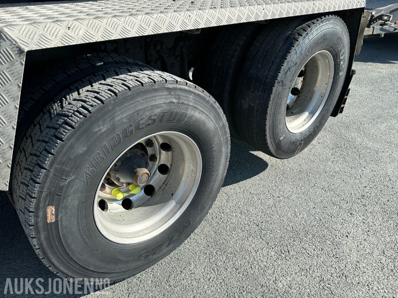 Arrendamiento de  2013 Scania R500 tippbil med asfaltbalje og tippkasse - Brøyterigget - Euro 5 2013 Scania R500 tippbil med asfaltbalje og tippkasse - Brøyterigget - Euro 5: foto 12