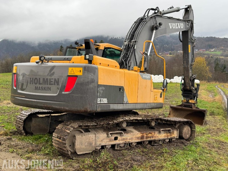2013 Volvo EC220DL gravemaskin med 2 skuffer / Tiltrotator - Excavadora: foto 5 2013 Volvo EC220DL gravemaskin med 2 skuffer / Tiltrotator - Excavadora: foto 5