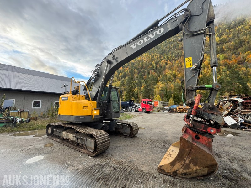 2013 Volvo ECR235DL Beltegraver - Tiltrotator - Excavadora: foto 3 2013 Volvo ECR235DL Beltegraver - Tiltrotator - Excavadora: foto 3