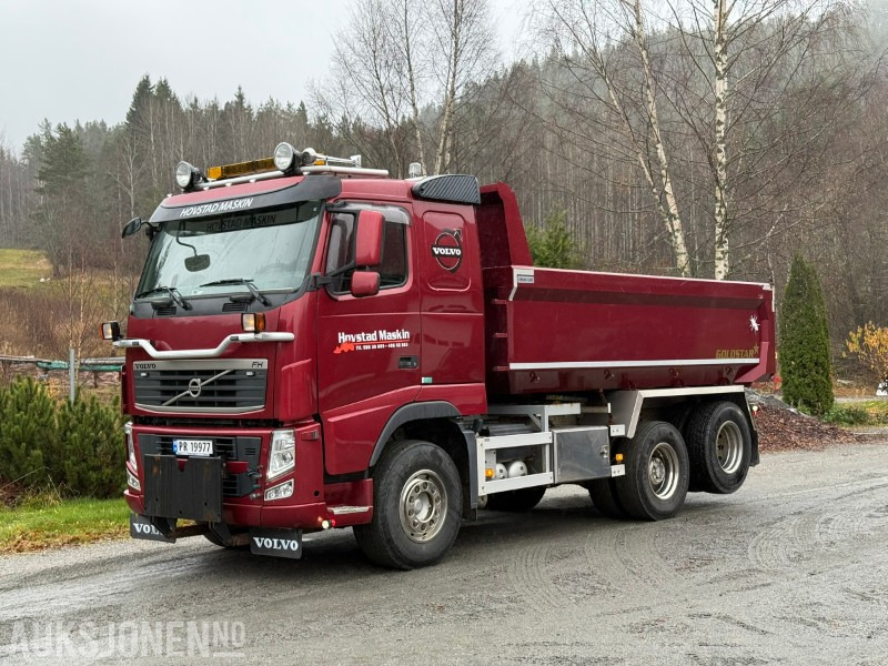 2013 Volvo FH 540 Tippbil / KM 210975 / Løfteboggi / Bladfjærer / Navreduksjon / Maur Kasse – Pen og velholdt - Camión volquete: foto 1 2013 Volvo FH 540 Tippbil / KM 210975 / Løfteboggi / Bladfjærer / Navreduksjon / Maur Kasse – Pen og velholdt - Camión volquete: foto 1