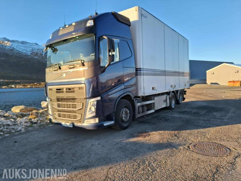 2014 Volvo FH540 6X2 Skapbil - Full sideåpning - Strøere - VBG - 697.000KM - Camión caja cerrada: foto 1 2014 Volvo FH540 6X2 Skapbil - Full sideåpning - Strøere - VBG - 697.000KM - Camión caja cerrada: foto 1