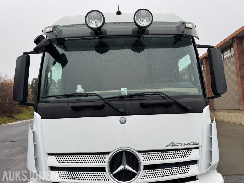 2015 Mercedes-Benz Actros container chassis LAV KM - Camión portacontenedore/ Intercambiable: foto 5 2015 Mercedes-Benz Actros container chassis LAV KM - Camión portacontenedore/ Intercambiable: foto 5