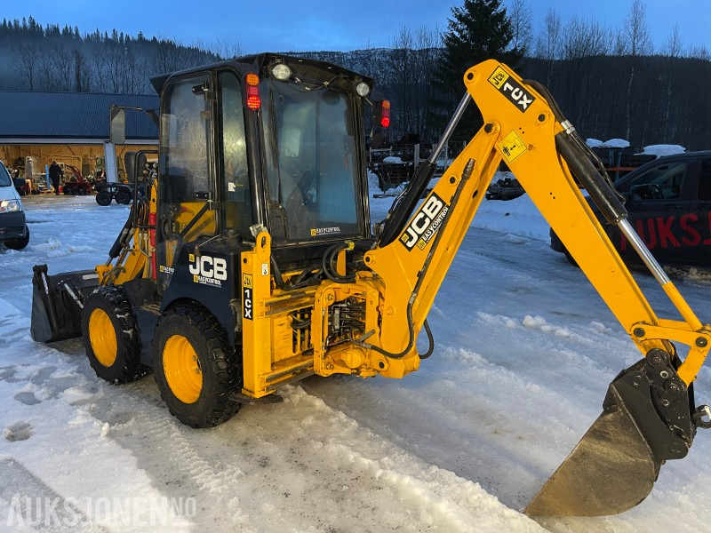 2016 JCB 1CX - Kompakt spakestyrt traktorgraver, med frontlaster og graveaggregat - Retroexcavadora: foto 4 2016 JCB 1CX - Kompakt spakestyrt traktorgraver, med frontlaster og graveaggregat - Retroexcavadora: foto 4