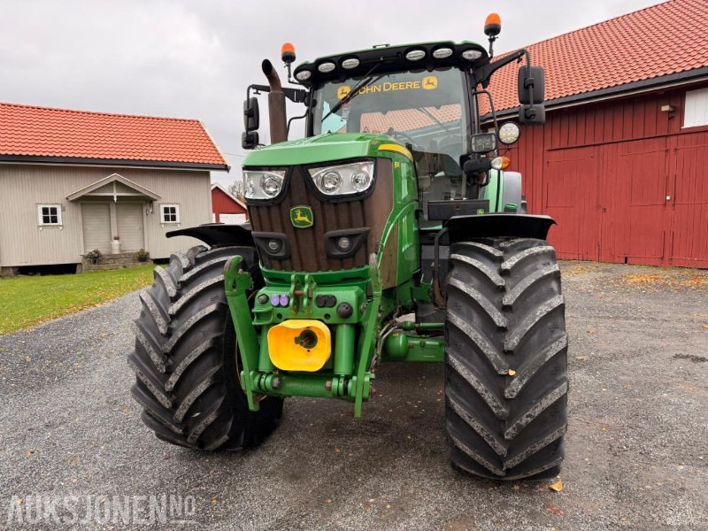 2016 John Deere 6155R– 6745 t – Storservice + nye deler - Tractor: foto 2 2016 John Deere 6155R– 6745 t – Storservice + nye deler - Tractor: foto 2