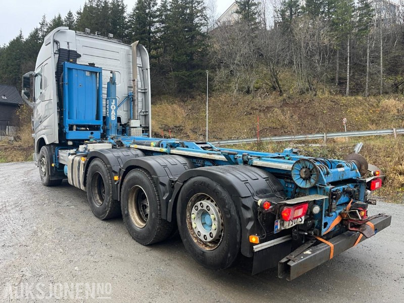2016 Volvo FH 540 8x4 Tridem med Joab 24 t krokløft - Camión multibasculante: foto 4 2016 Volvo FH 540 8x4 Tridem med Joab 24 t krokløft - Camión multibasculante: foto 4