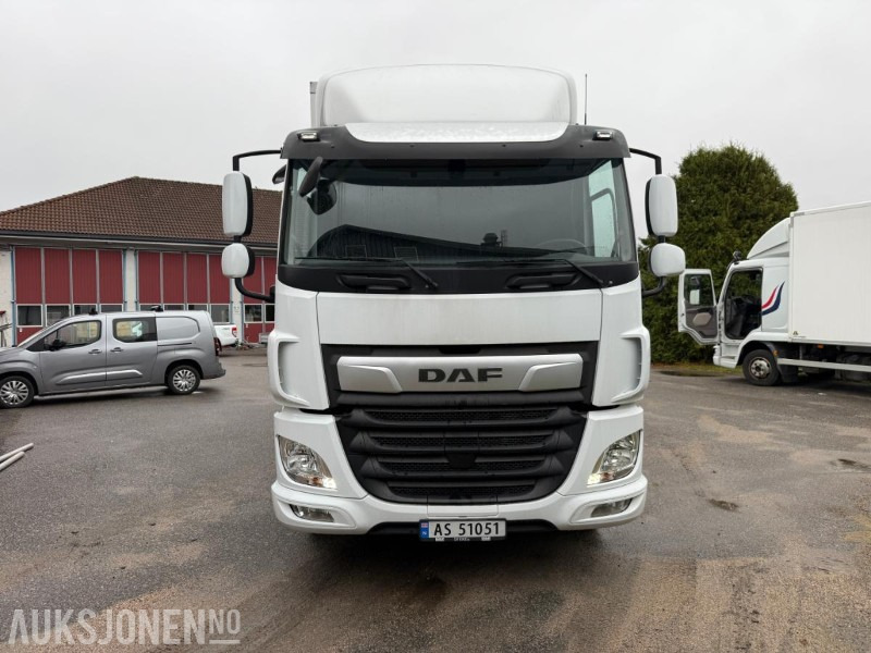 2017 DAF CF 310 SKAPBIL M/FULL SIDEÅPNING 18 PALLER SERVICEHISTORIKK. - Camión caja cerrada: foto 5 2017 DAF CF 310 SKAPBIL M/FULL SIDEÅPNING 18 PALLER SERVICEHISTORIKK. - Camión caja cerrada: foto 5