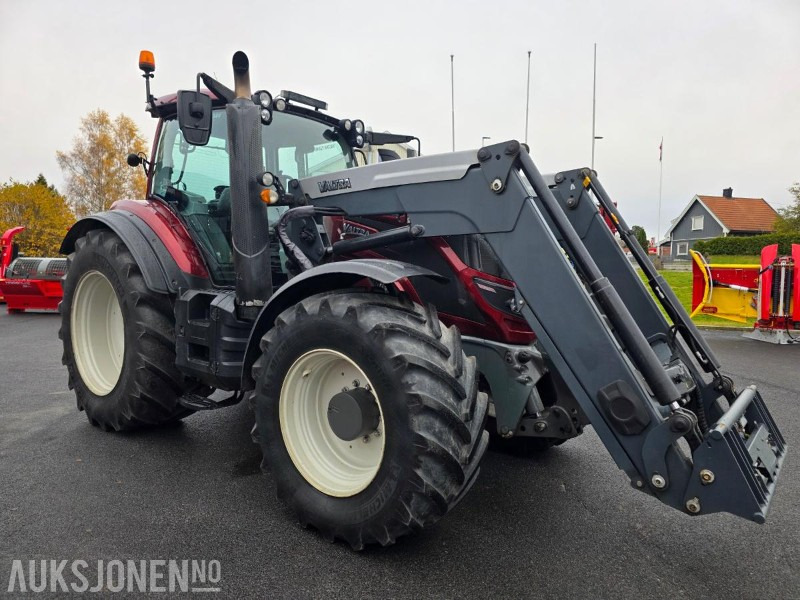 2017 Valtra T234 Traktor Med ISOBUS og frontlaster. - Tractor: foto 2 2017 Valtra T234 Traktor Med ISOBUS og frontlaster. - Tractor: foto 2