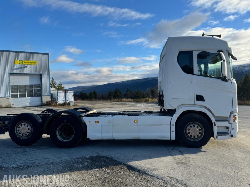 2020 Scania R580 CHASSIS, V8, EURO 6, SVING AKSEL 3, DIESELVARMER, - Camión chasis: foto 5 2020 Scania R580 CHASSIS, V8, EURO 6, SVING AKSEL 3, DIESELVARMER, - Camión chasis: foto 5