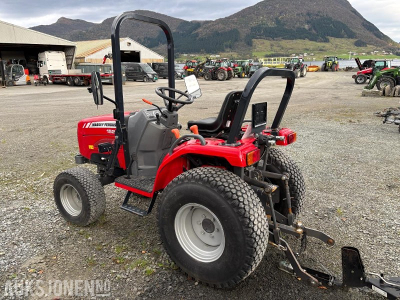 2021 Massey Ferguson 1520 Kompaktraktor 4WD. Beitepusser og Tilhenger - Tractor: foto 3 2021 Massey Ferguson 1520 Kompaktraktor 4WD. Beitepusser og Tilhenger - Tractor: foto 3