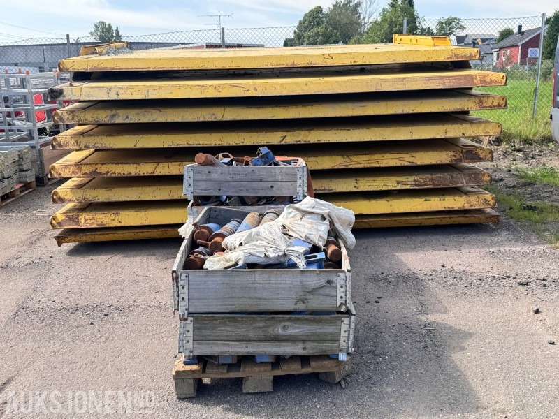 2023 Grøftekasser Serie 600 med toppseksjon – 4 stk - Equipo de construcción: foto 2 2023 Grøftekasser Serie 600 med toppseksjon – 4 stk - Equipo de construcción: foto 2