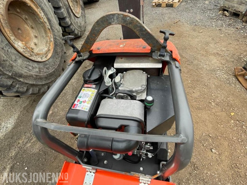 2023 Husqvarna LG 504 Vibroplate - Diesel - 470 kg. - 54 timer. - Rodillo: foto 4 2023 Husqvarna LG 504 Vibroplate - Diesel - 470 kg. - 54 timer. - Rodillo: foto 4