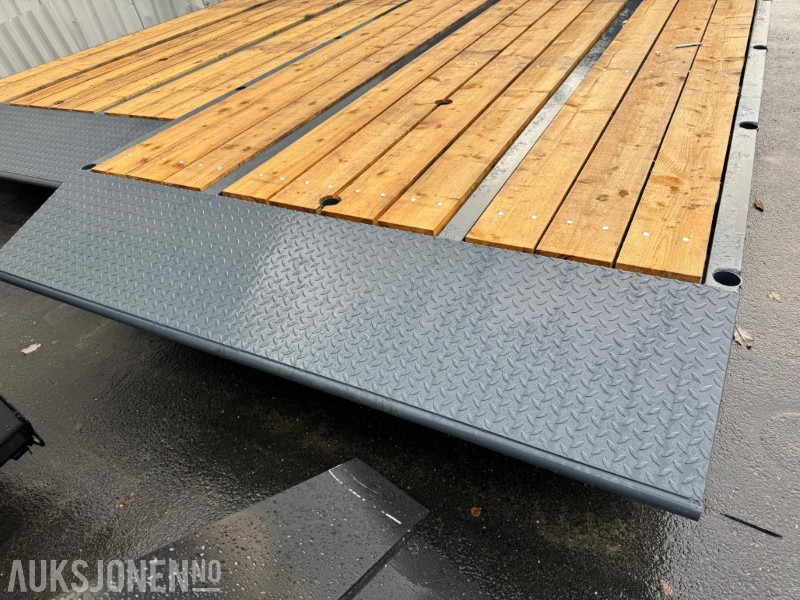 2025 NYTT Maskinflak med staker og låsbare skap - Camión multibasculante: foto 4 2025 NYTT Maskinflak med staker og låsbare skap - Camión multibasculante: foto 4