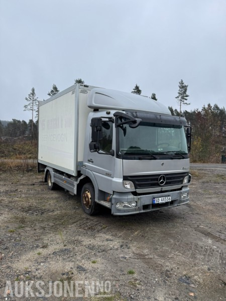 2008 Mercedes-Benz Atego 822 Servicebil / Verkstedvogn m/ Palfinger kran og verkstedinnredning - Camión: foto 3 2008 Mercedes-Benz Atego 822 Servicebil / Verkstedvogn m/ Palfinger kran og verkstedinnredning - Camión: foto 3