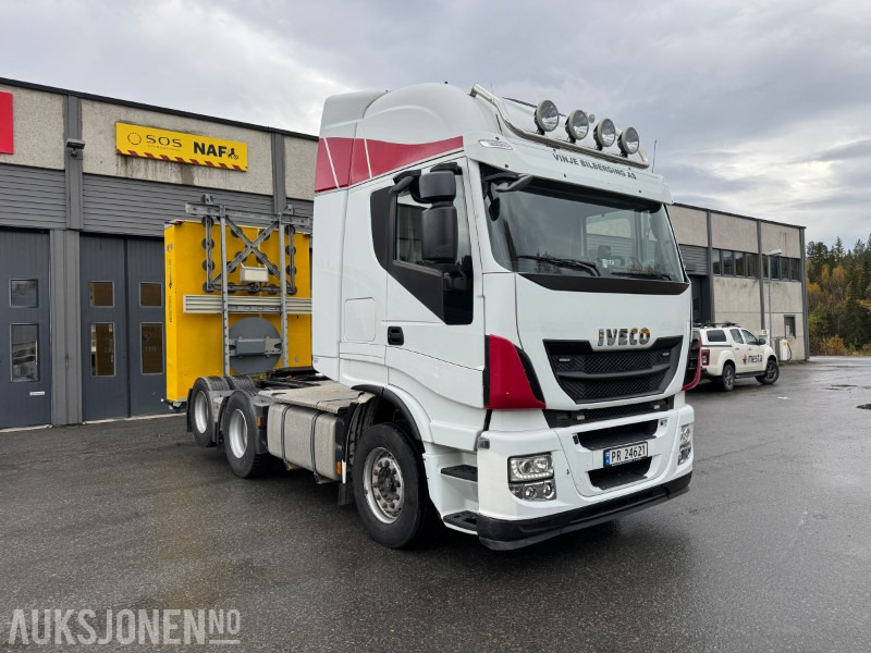 2014 Iveco Stralis AC 440 TY/PT - Putebil med Stuer Egghe trafikksikringssystem - Camión: foto 3 2014 Iveco Stralis AC 440 TY/PT - Putebil med Stuer Egghe trafikksikringssystem - Camión: foto 3
