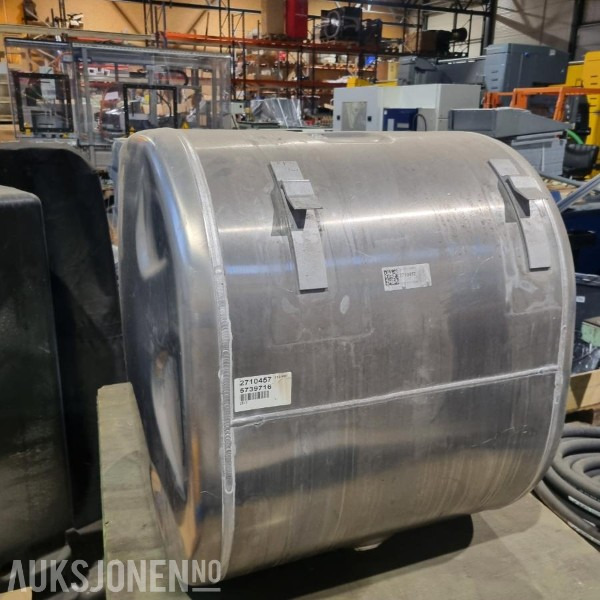 Dieseltank drivstoff ca 300L alu Scania Scania - Camión: foto 1 Dieseltank drivstoff ca 300L alu Scania Scania - Camión: foto 1