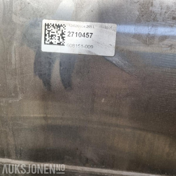 Dieseltank drivstoff ca 300L alu Scania Scania - Camión: foto 3 Dieseltank drivstoff ca 300L alu Scania Scania - Camión: foto 3