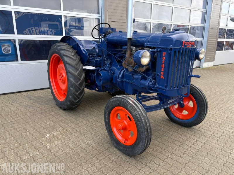 Ford Fordson-Stegamajor E27N - Tractor: foto 4 Ford Fordson-Stegamajor E27N - Tractor: foto 4