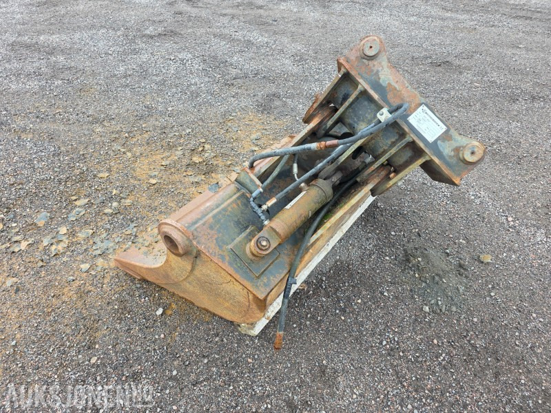 2003 SM 350 liter pusseskuff med tilt og S50 feste - Implemento para Maquinaria de construcción: foto 5 2003 SM 350 liter pusseskuff med tilt og S50 feste - Implemento para Maquinaria de construcción: foto 5