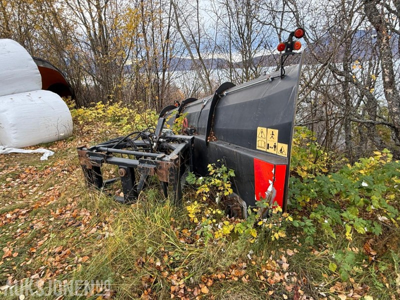 2004 Arctic Machine Teho diagonalplog - Implemento para Maquinaria de construcción: foto 3 2004 Arctic Machine Teho diagonalplog - Implemento para Maquinaria de construcción: foto 3