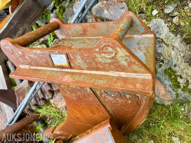 2011 SB Ripper til Gravemaskin - S70 - Implemento para Maquinaria de construcción: foto 2 2011 SB Ripper til Gravemaskin - S70 - Implemento para Maquinaria de construcción: foto 2