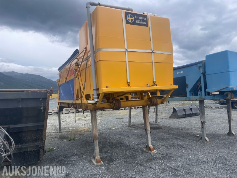 2021 Falköping Kombi Mixer Sandspreder - saltspreder - Implemento para Maquinaria de construcción: foto 2 2021 Falköping Kombi Mixer Sandspreder - saltspreder - Implemento para Maquinaria de construcción: foto 2