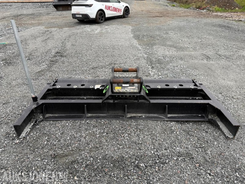 2022 - Steelwrist avrettingsbjelke - Implemento para Maquinaria de construcción: foto 4 2022 - Steelwrist avrettingsbjelke - Implemento para Maquinaria de construcción: foto 4