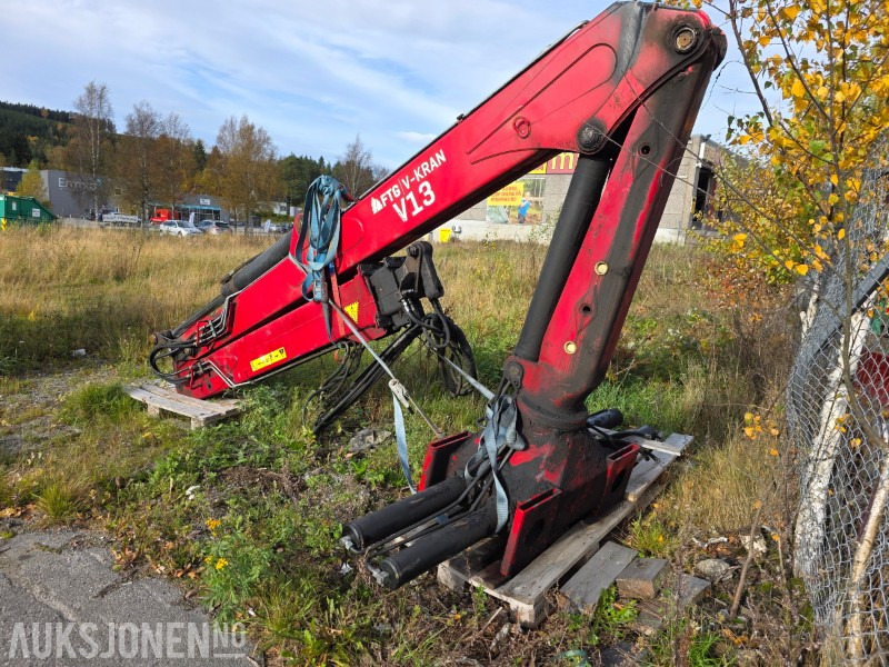 FTG-tømmerkran V13SR - Implemento para Maquinaria de construcción: foto 1 FTG-tømmerkran V13SR - Implemento para Maquinaria de construcción: foto 1