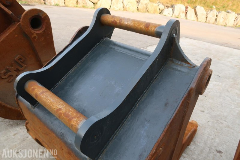 Gjerstad tannskuffe med S70 feste - 1000 liter - Implemento para Maquinaria de construcción: foto 3 Gjerstad tannskuffe med S70 feste - 1000 liter - Implemento para Maquinaria de construcción: foto 3