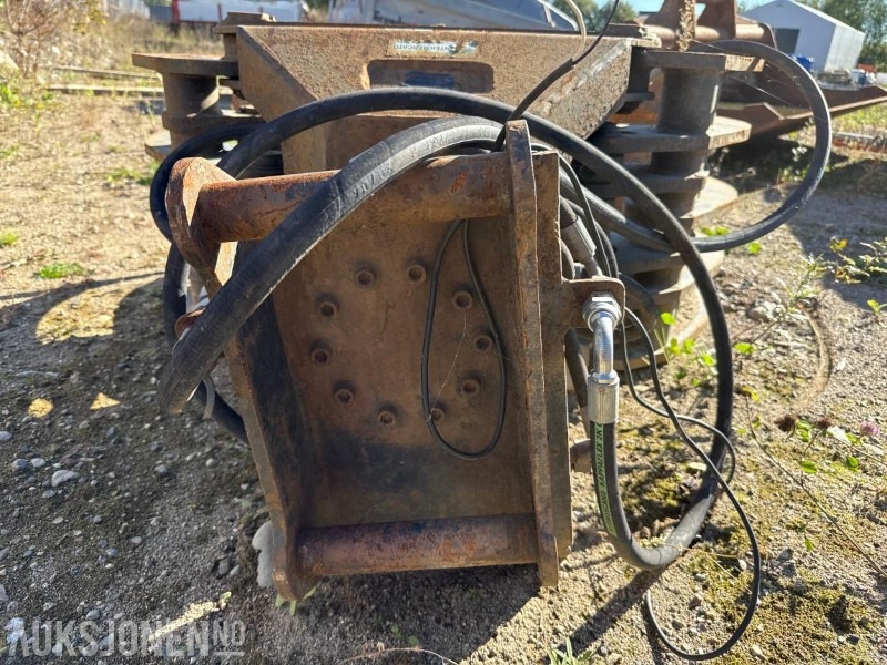 Intermercato hydraulisk klype - Implemento para Maquinaria de construcción: foto 2 Intermercato hydraulisk klype - Implemento para Maquinaria de construcción: foto 2