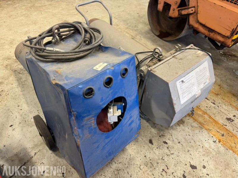 Tinelokk med dieselbrenner - Implemento para Maquinaria de construcción: foto 4 Tinelokk med dieselbrenner - Implemento para Maquinaria de construcción: foto 4