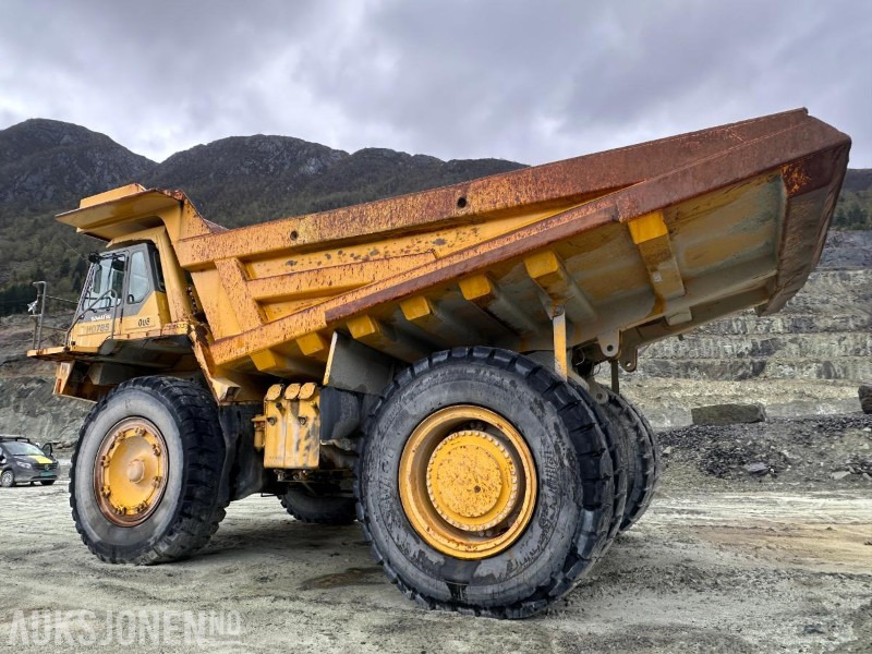 Komatsu HD 785-5 Tipptruck - Dúmper: foto 3 Komatsu HD 785-5 Tipptruck - Dúmper: foto 3