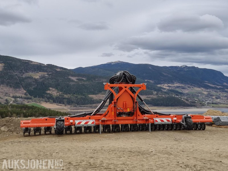 Gjødselnedfeller - Maquinaria agrícola: foto 2 Gjødselnedfeller - Maquinaria agrícola: foto 2